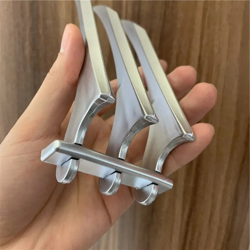 Wolverine Claws